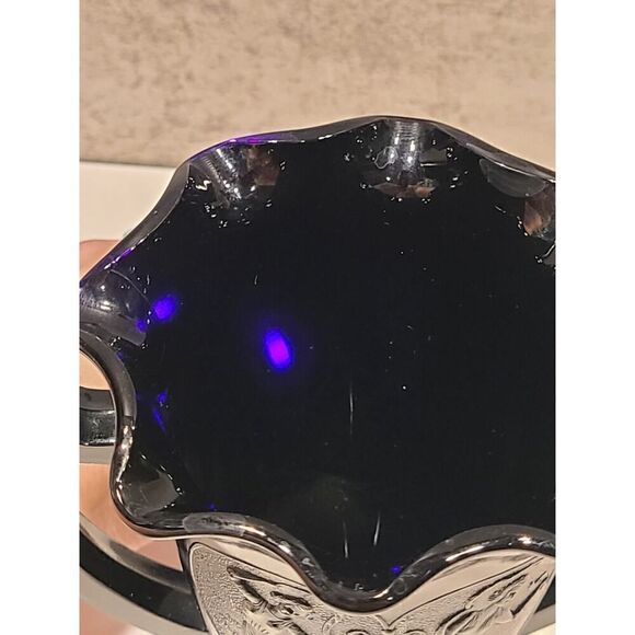 L.E. SMITH 1930s BLK Amethyst Embossed Art Nouveau Dancing Nymph Vase SCALLOPED - Picture 7 of 7